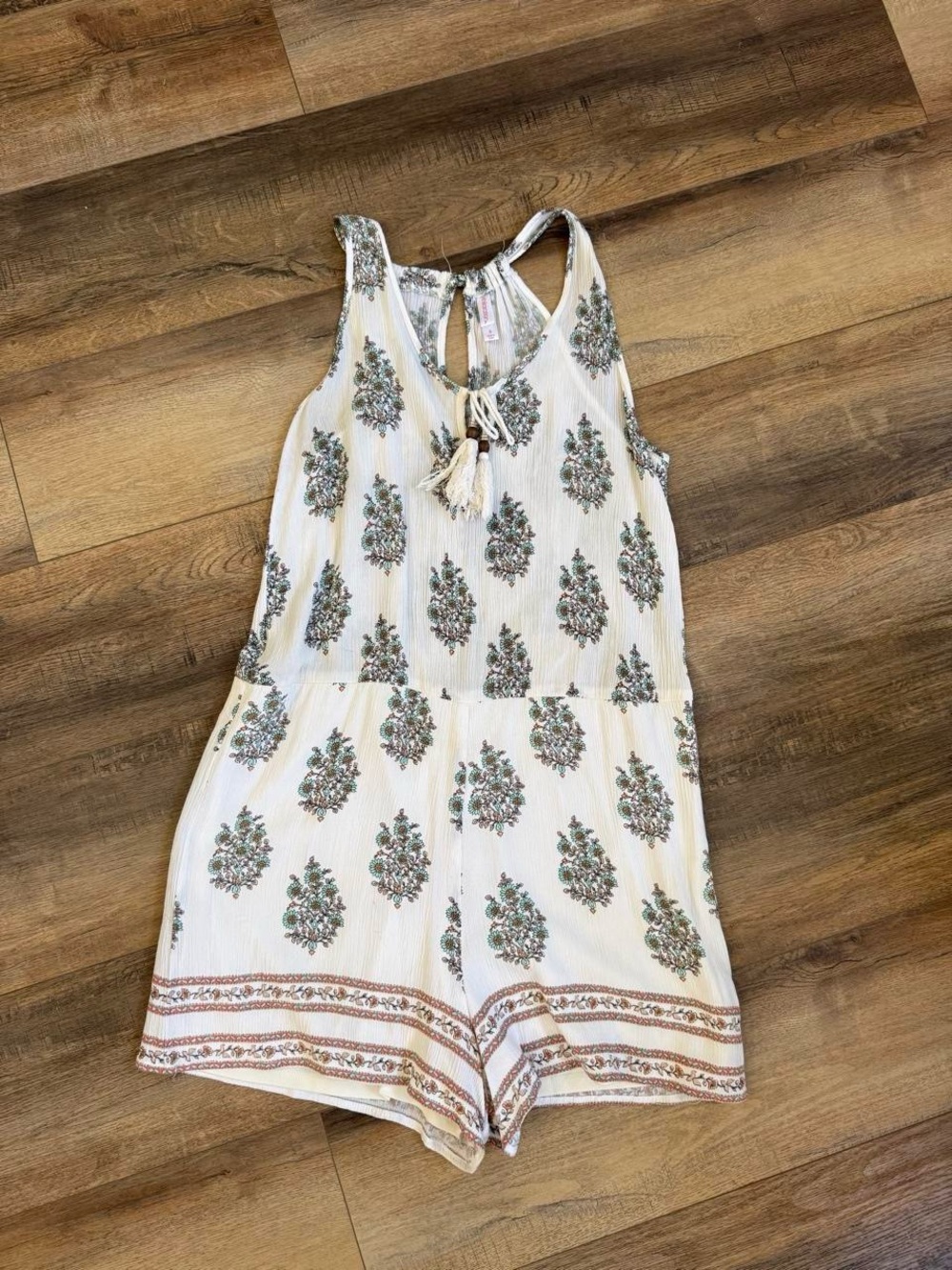 Xhilaration White Floral Print Sleeveless Romper with Tassel Tie
